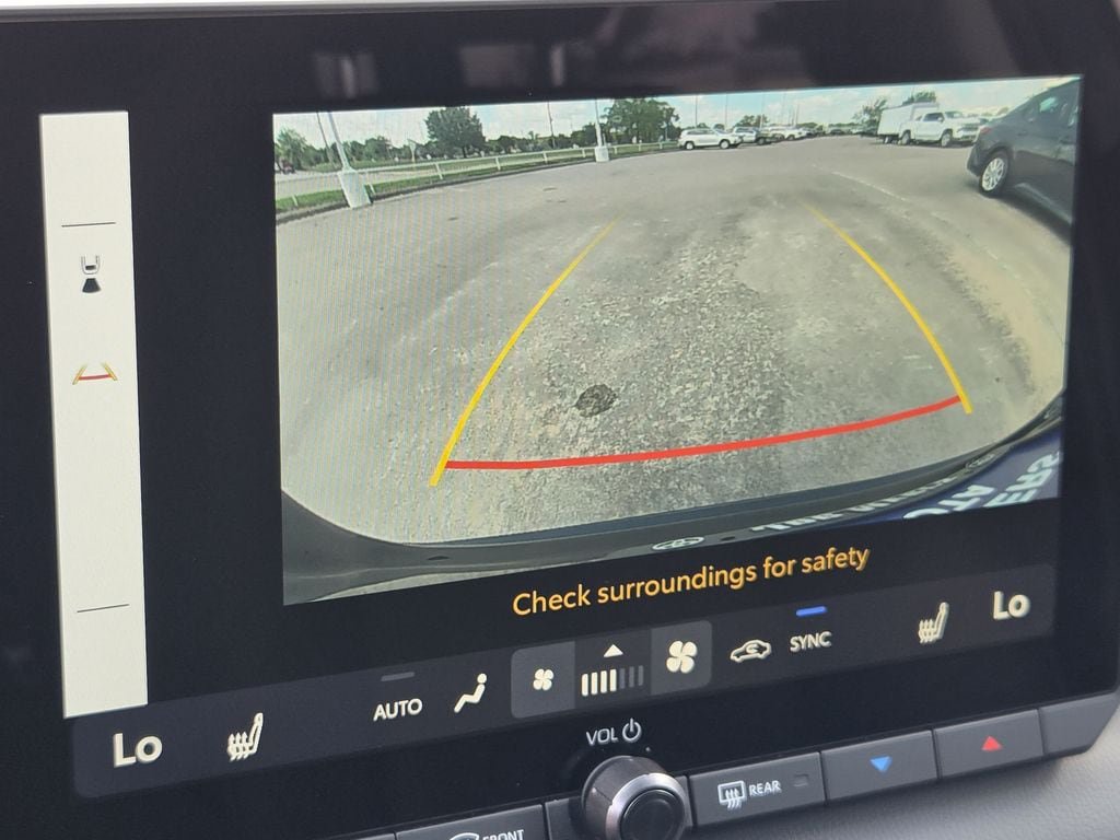 Used 2026 Toyota RAV4 XLE Premium FWD image 19