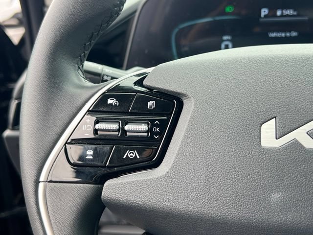 Certified 2026 Kia Niro EX FWD image 21