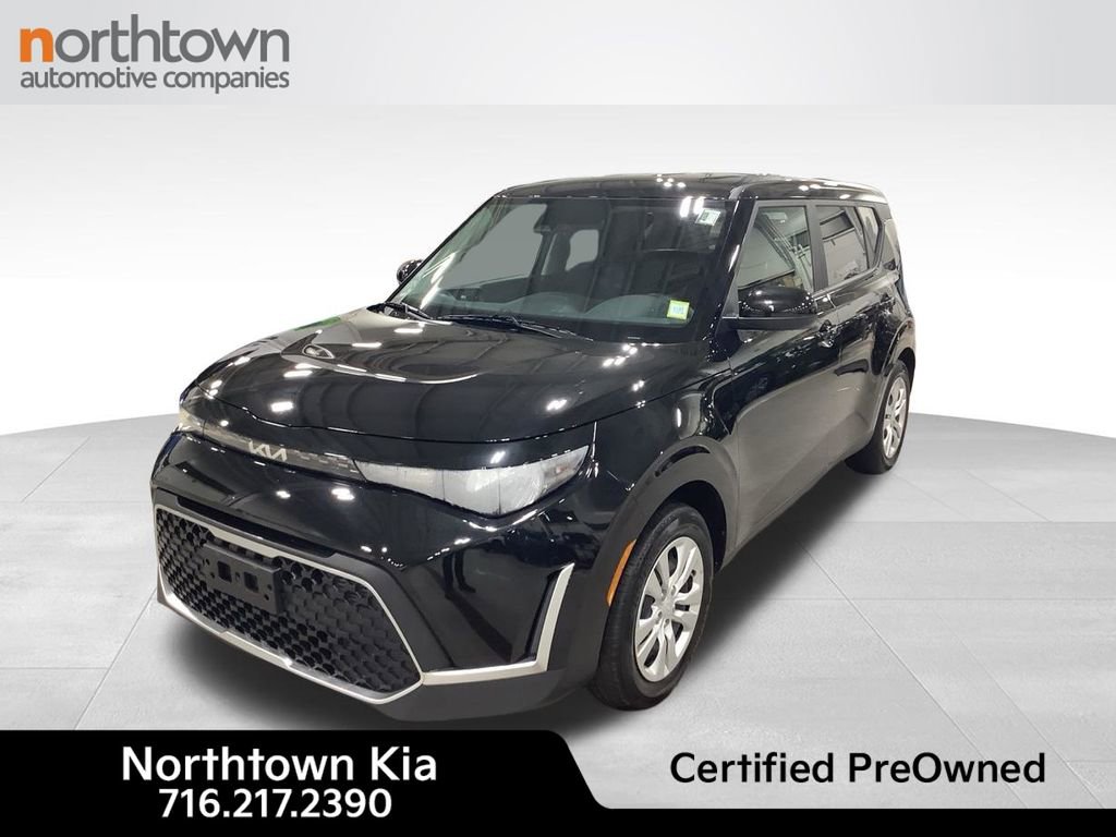 Certified 2023 Kia Soul LX image 1