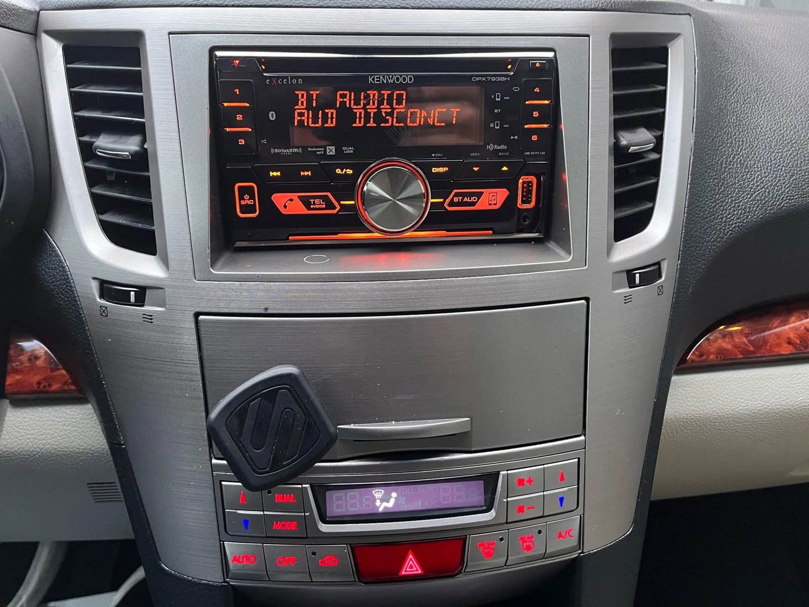 Used 2012 Subaru Outback 3.6R Limited w/ Moonroof Pkg image 21