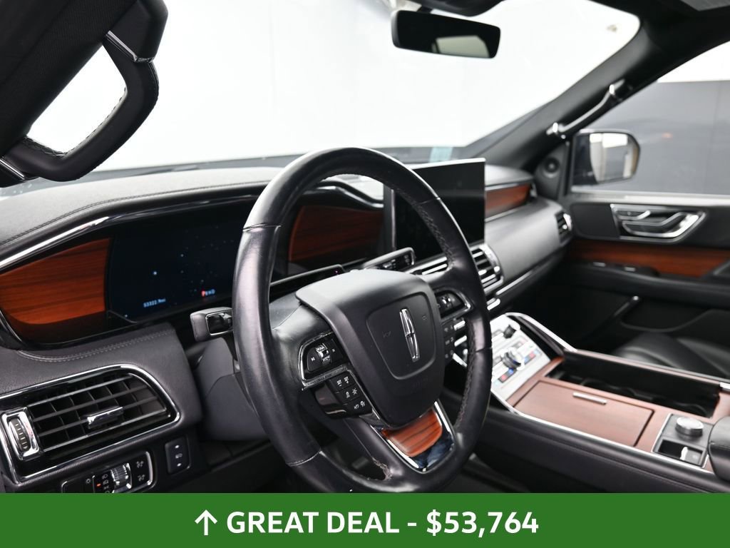 Used 2024 Lincoln Navigator Premiere AWD/4WD image 22