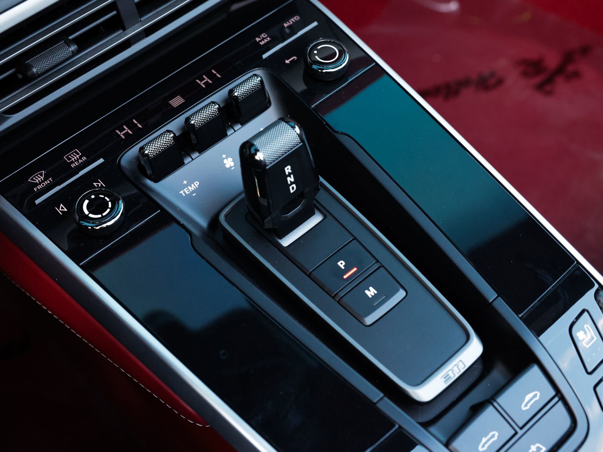 Used 2025 Porsche 911 Turbo S image 52