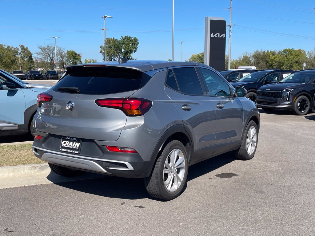 Used 2023 Buick Encore GX Preferred w/ Cold Weather Comfort Package FWD image 7
