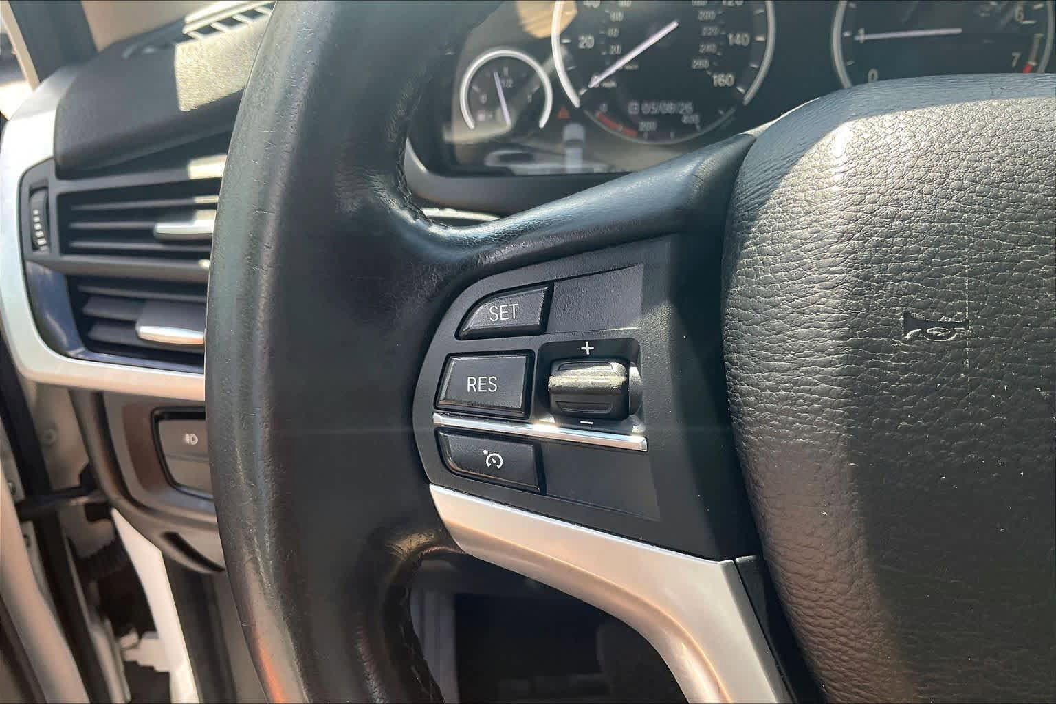 Used 2015 BMW X5 xDrive35i AWD/4WD image 25