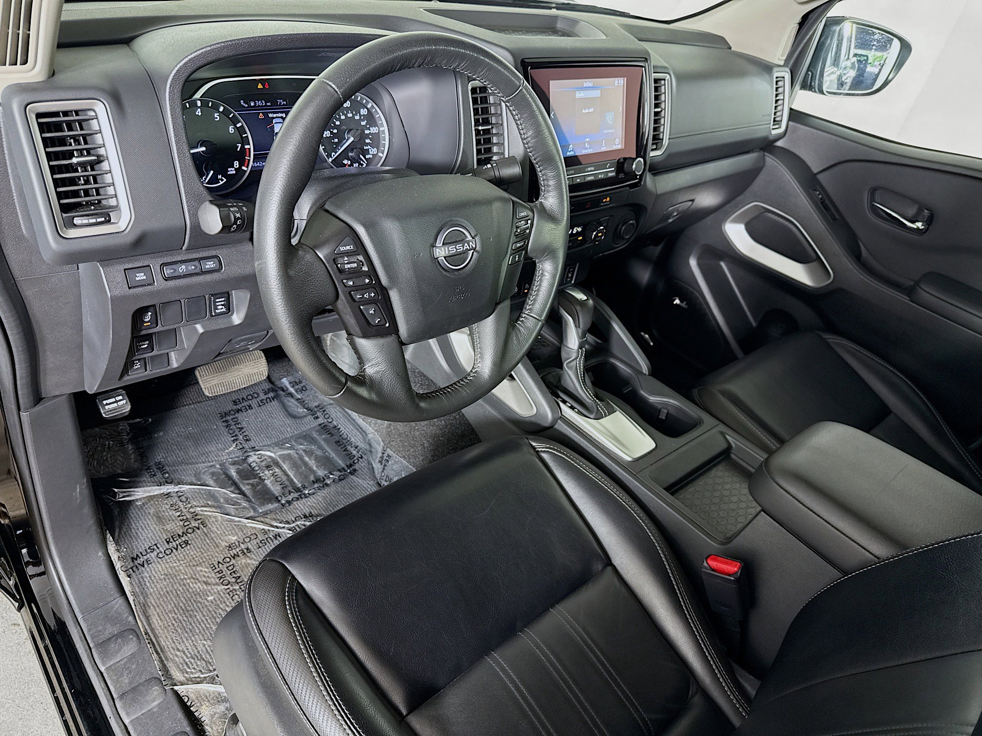 Used 2024 Nissan Frontier SL w/ Technology Package image 8