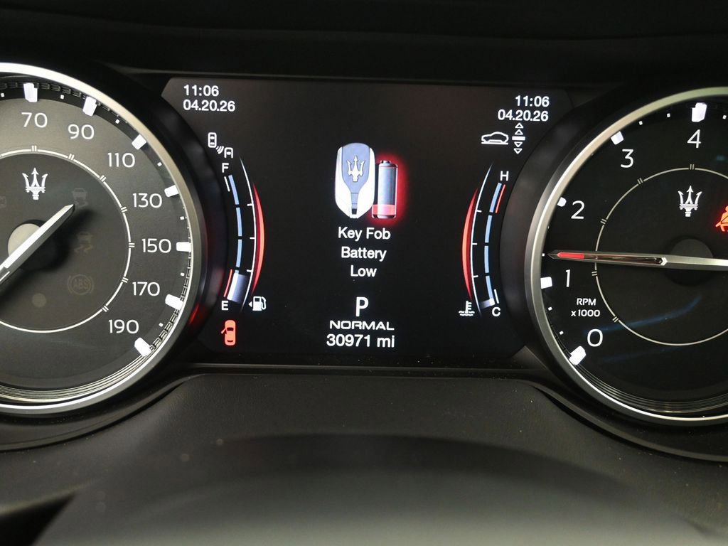 Used 2022 Maserati Levante Modena image 12