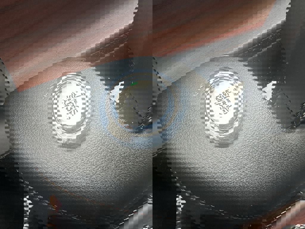 Used 2023 Lincoln Aviator Reserve w/ Equipment Group 201A image 20