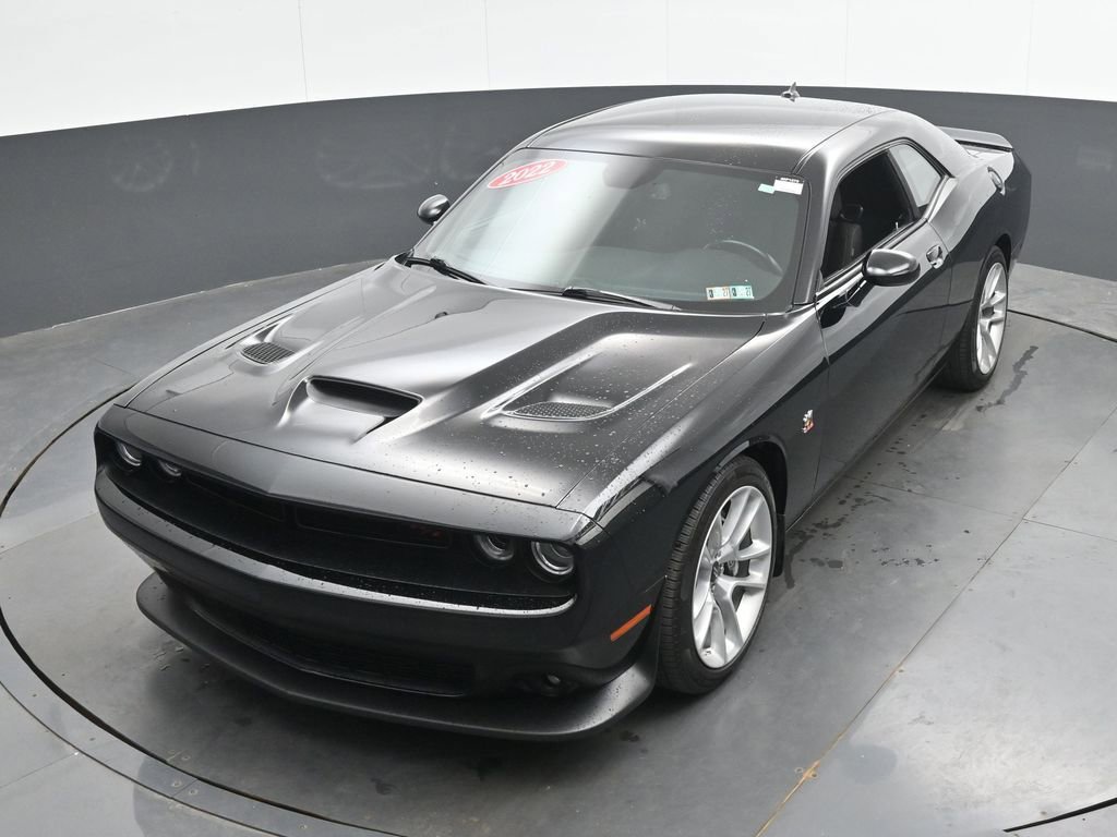 Used 2022 Dodge Challenger R/T Scat Pack RWD image 38
