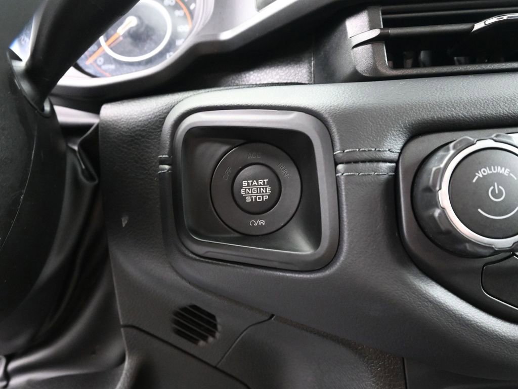 Used 2025 Jeep Wrangler Unlimited Rubicon image 22