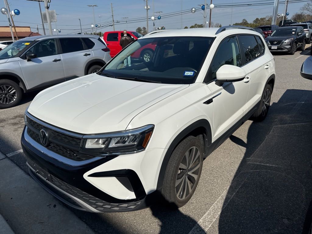 Used 2024 Volkswagen Taos SE