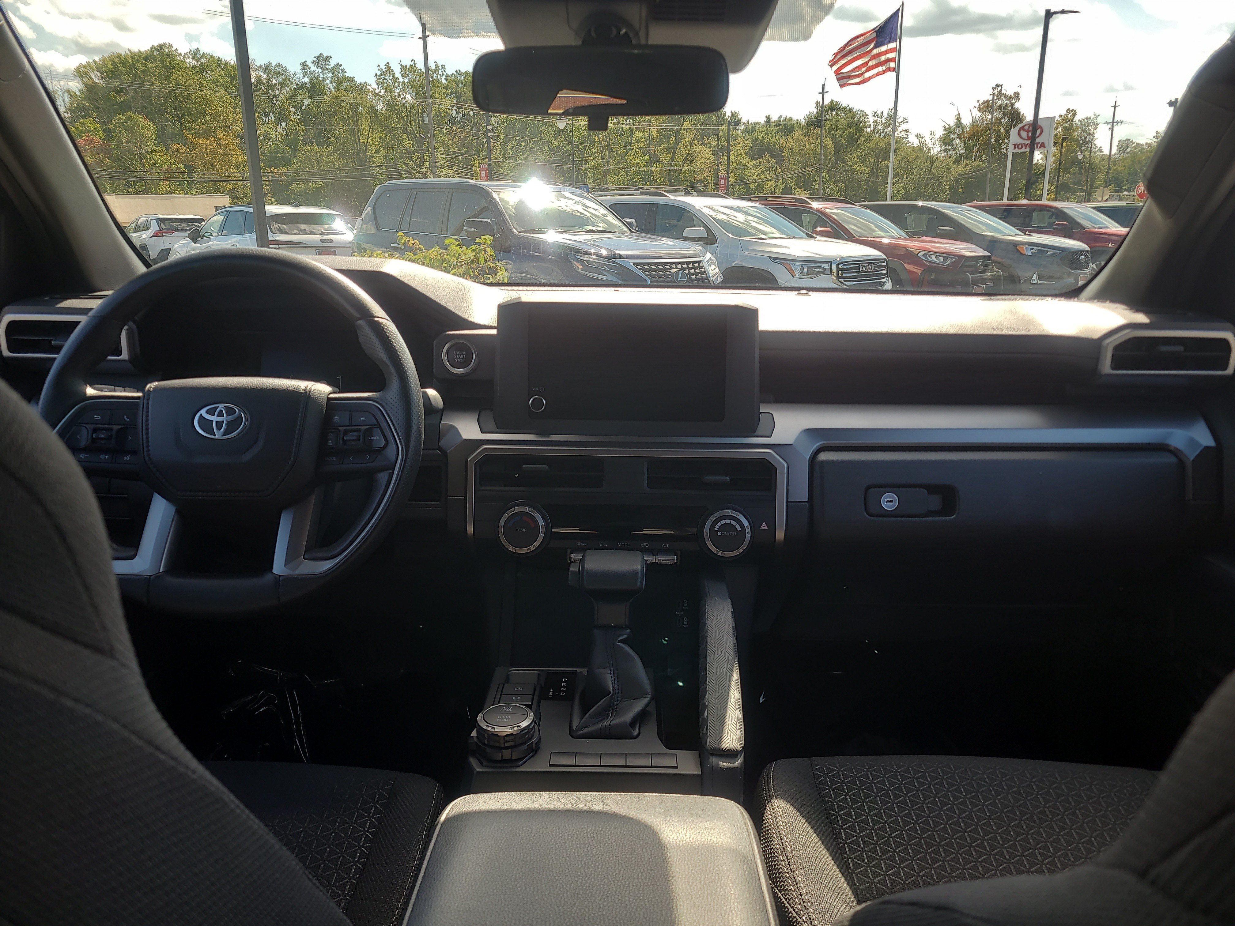 Certified 2025 Toyota 4Runner SR5 AWD/4WD image 18