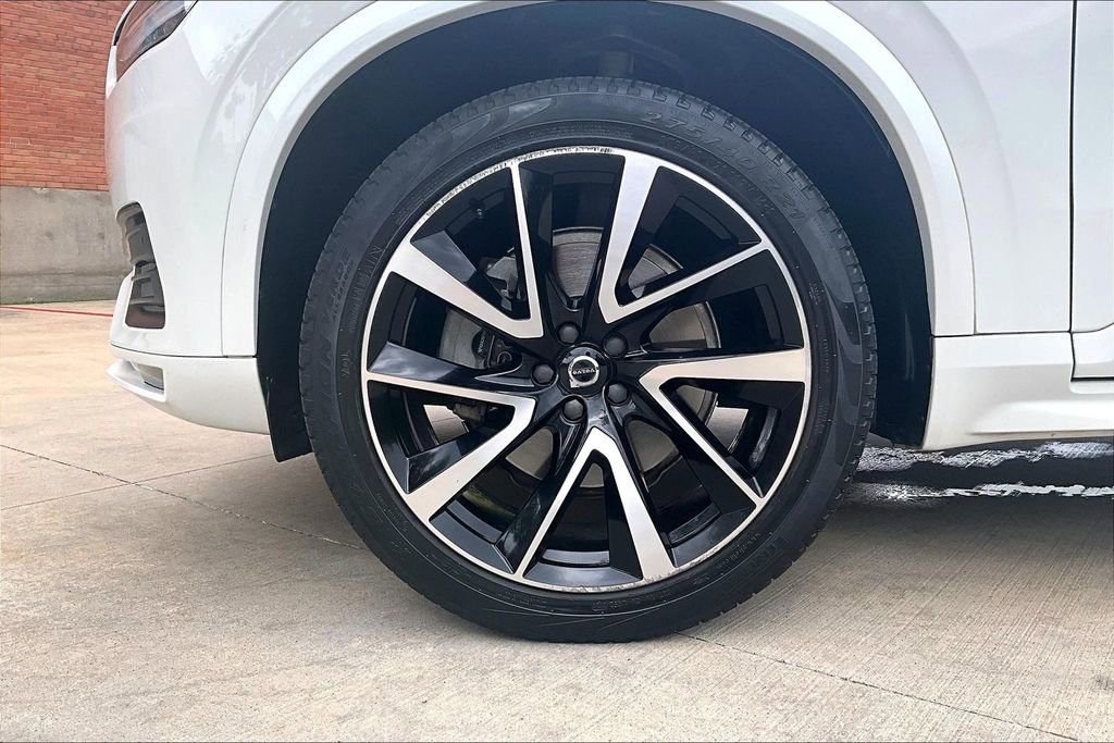 Used 2022 Volvo XC90 T6 Momentum w/ Protection Package Premier AWD/4WD image 12