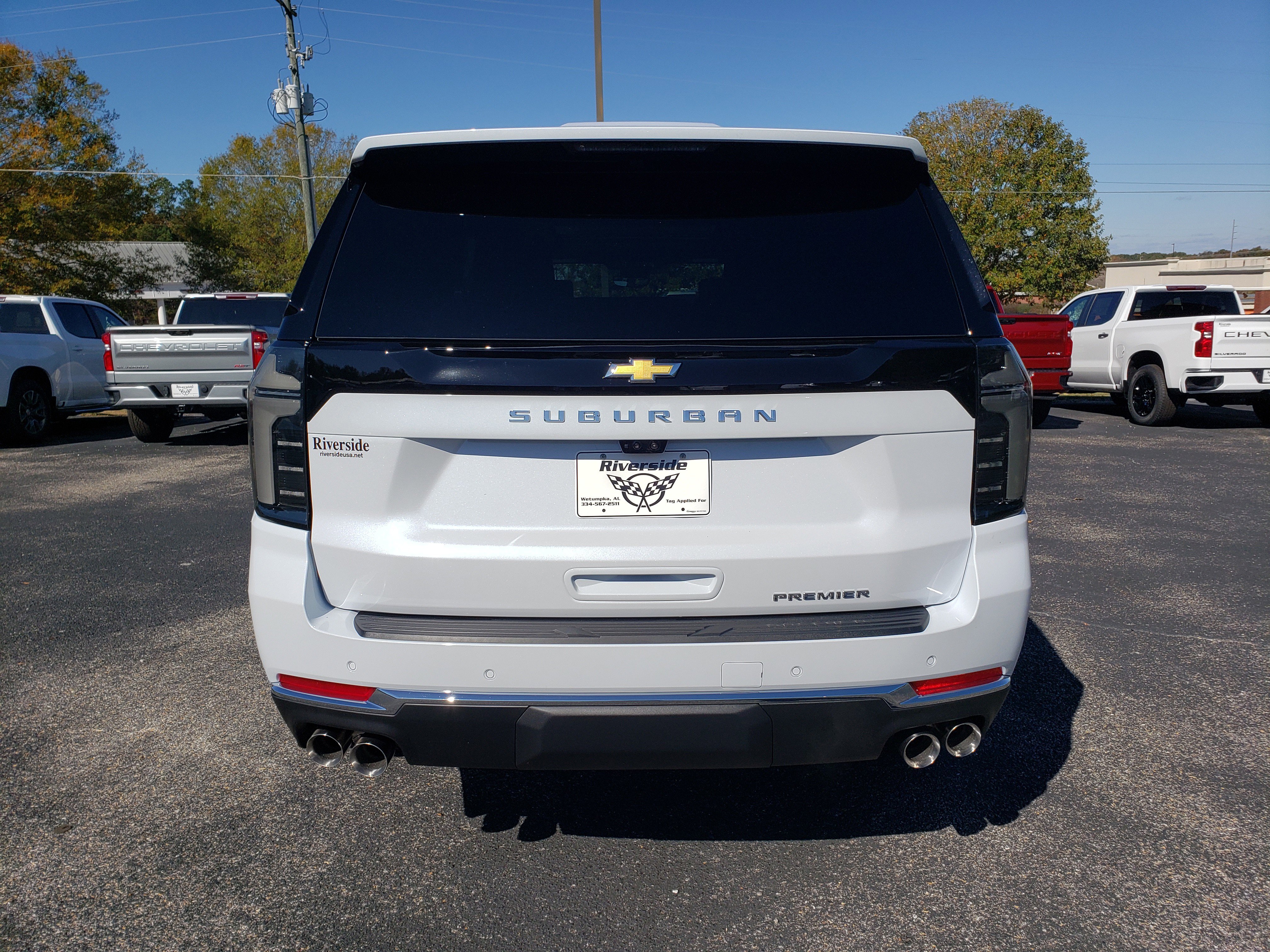 New 2026 Chevrolet Suburban Premier image 7