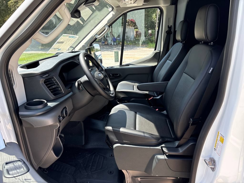 New 2026 Ford Transit 250 148 High Roof Extended w/ Load Area Protection Package RWD image 28