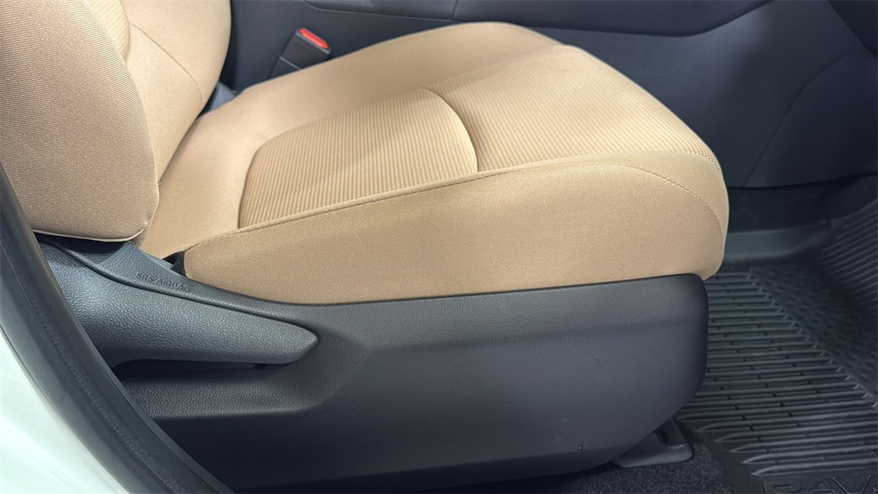 Certified 2025 Toyota RAV4 LE image 20