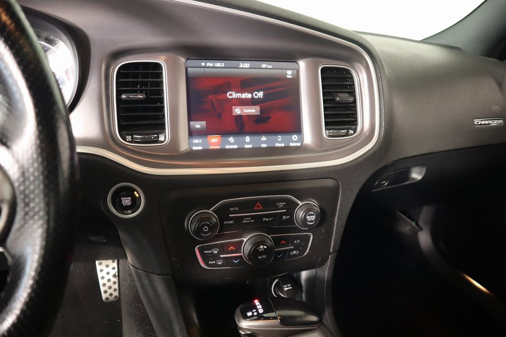Used 2021 Dodge Charger SXT w/ Driver Convenience Group image 5