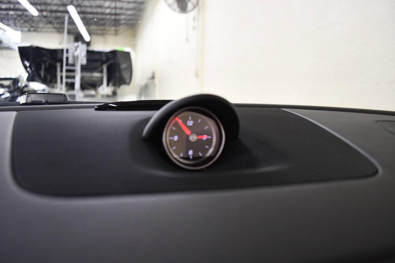 Used 2017 Mercedes-Benz SL 550 image 21