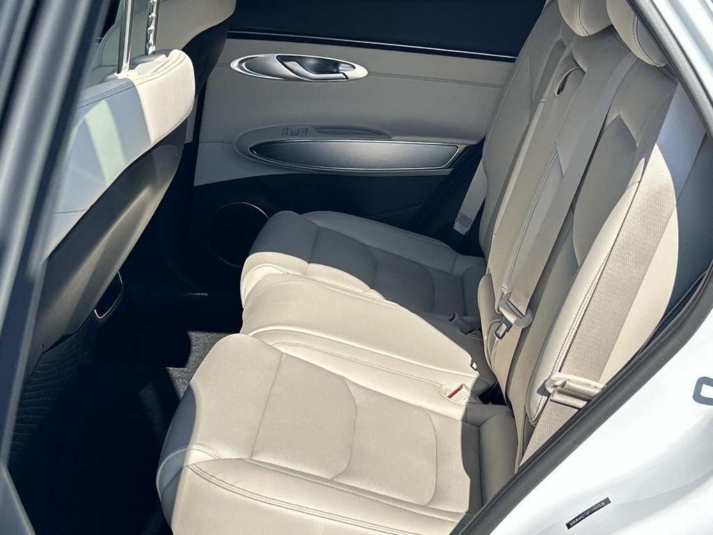 New 2026 Genesis GV70 2.5T Select AWD/4WD image 21