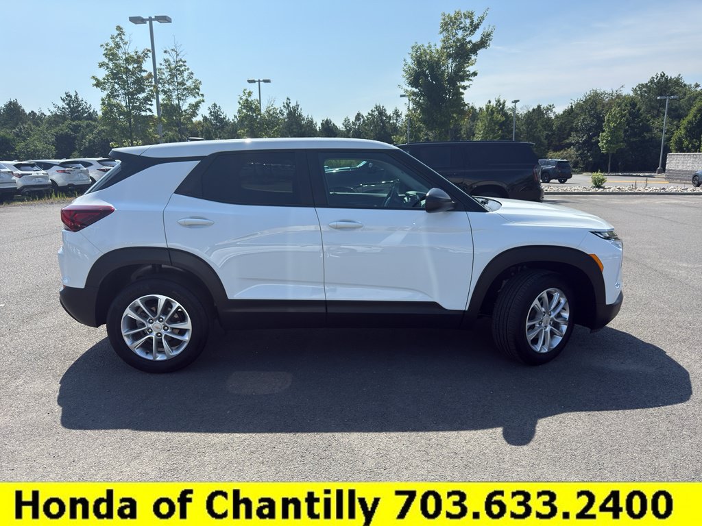 Used 2024 Chevrolet TrailBlazer LS w/ LS Convenience Package AWD/4WD image 8