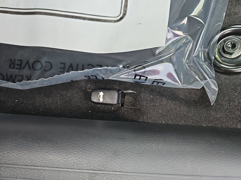 Used 2024 Nissan Versa S image 17