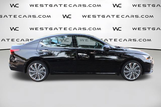 Used 2024 Nissan Altima 2.5 SL AWD/4WD image 43