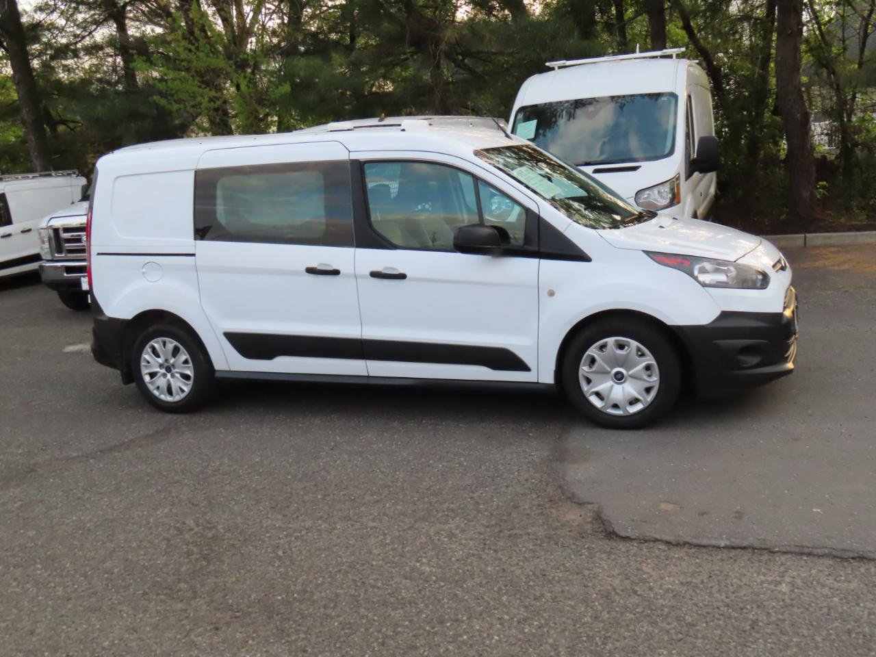 Used 2015 Ford Transit Connect XL FWD image 3