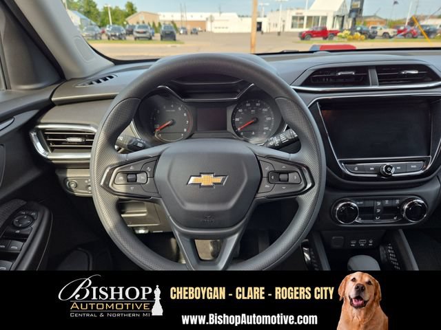 Used 2023 Chevrolet TrailBlazer LT w/ Convenience Package AWD/4WD image 15