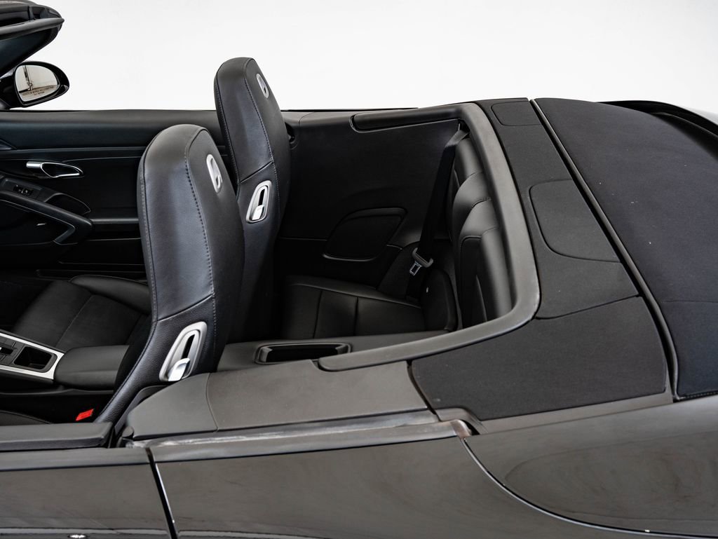 Used 2013 Porsche 911 Carrera 4S image 22