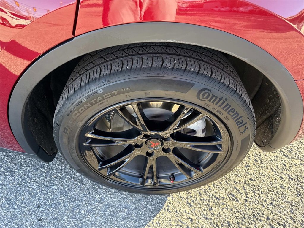 Used 2024 Tesla Model Y Long Range image 12