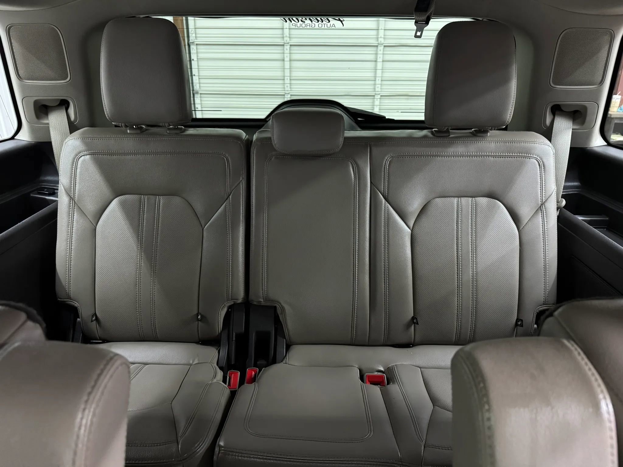 Used 2019 Ford Expedition Limited w/ Equipment Group 302A RWD image 11