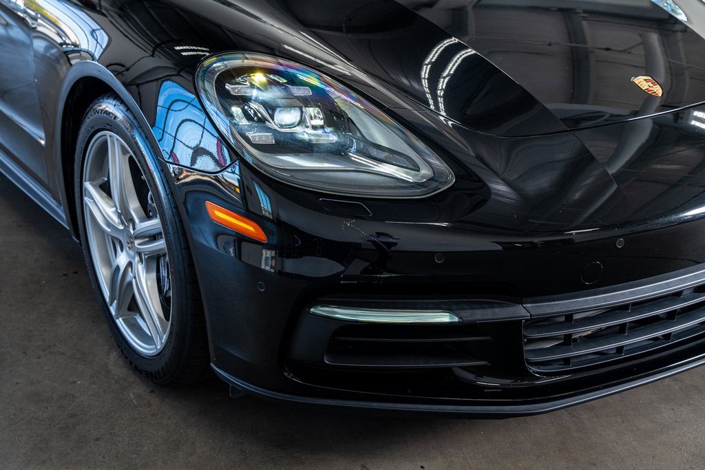 Used 2019 Porsche Panamera image 17