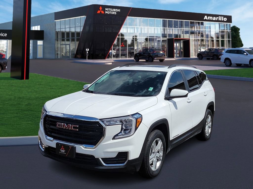 Used 2023 GMC Terrain SLE w/ Driver Convenience Package image 1