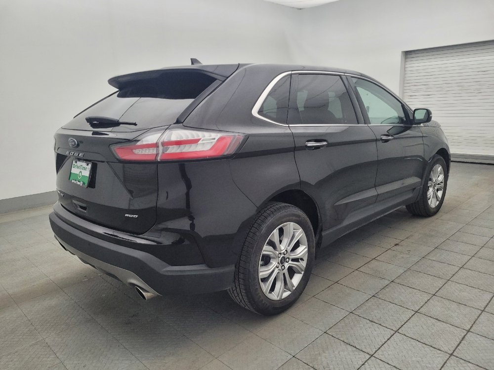 Used 2024 Ford Edge Titanium image 10