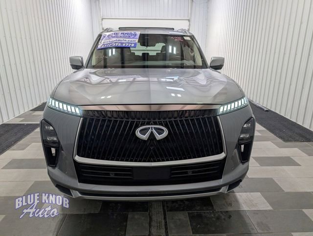 Used 2025 INFINITI QX80 Sensory image 6