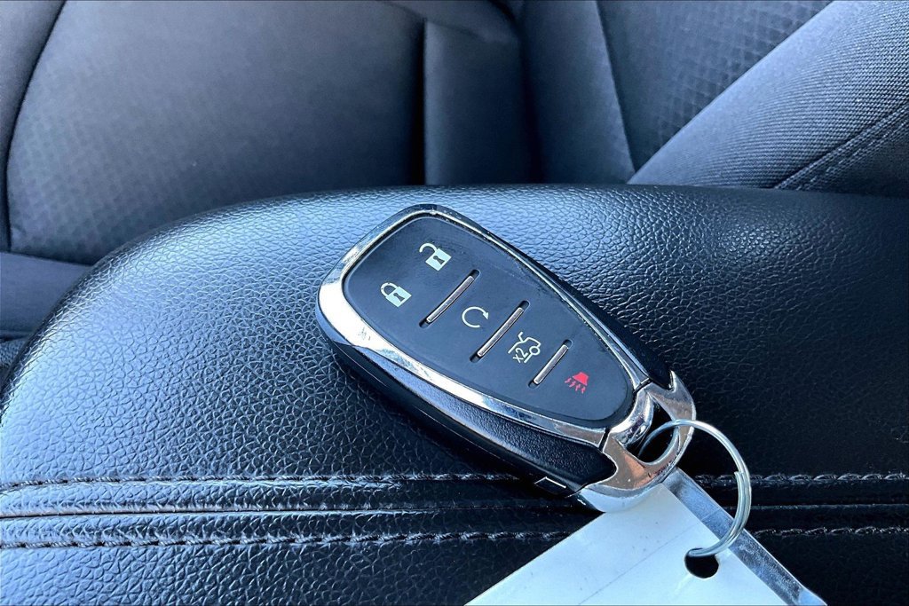 Used 2023 Chevrolet Malibu LT w/ Driver Confidence Package FWD image 11