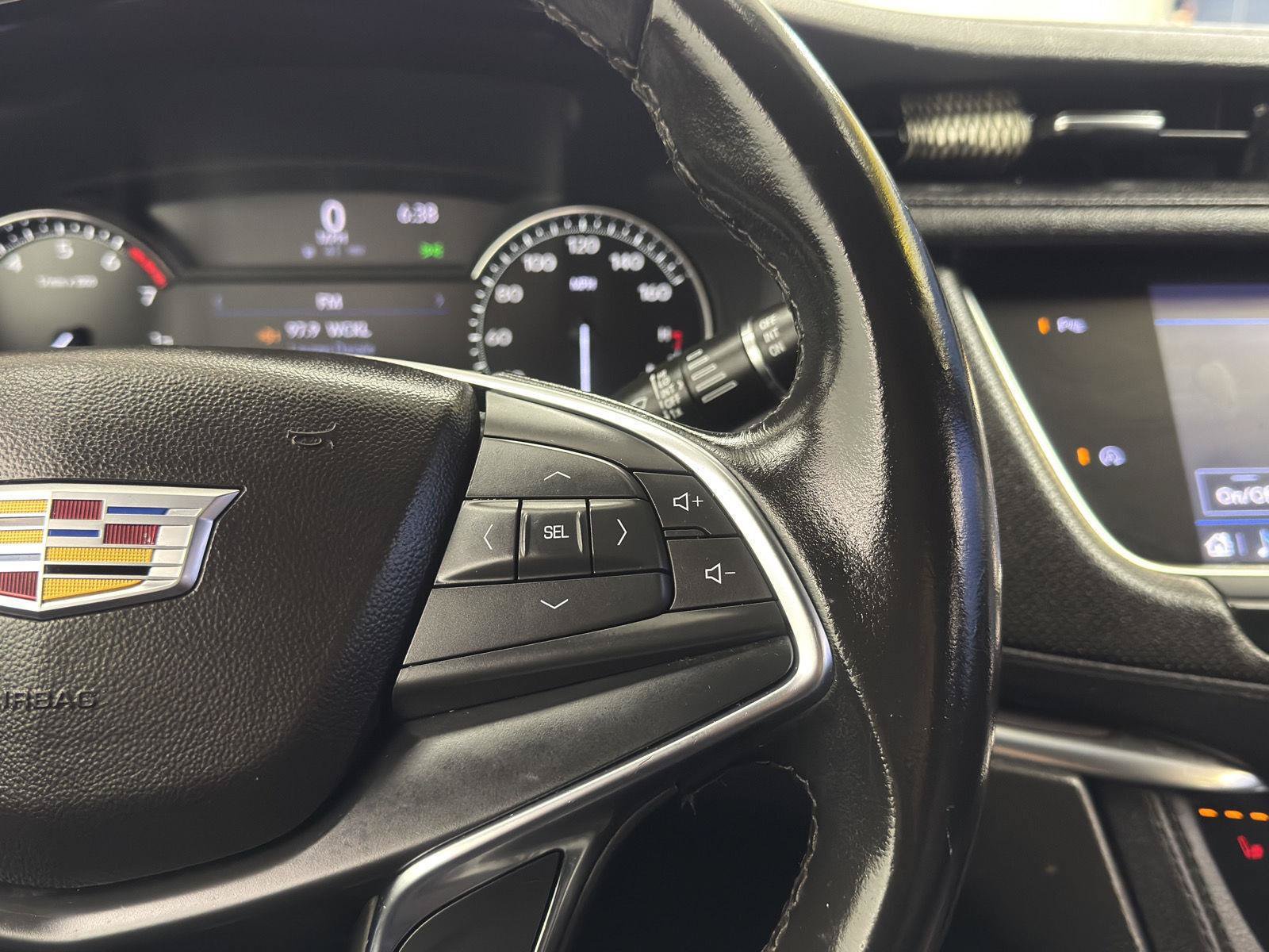 Used 2023 Cadillac XT5 Luxury AWD/4WD image 22