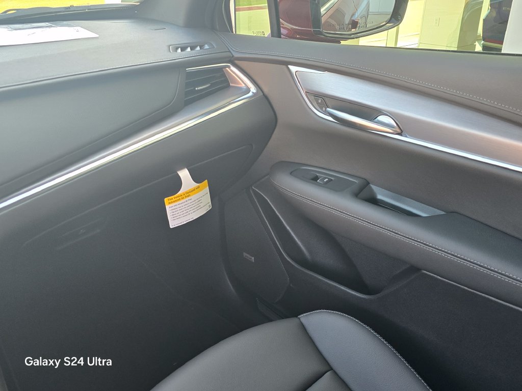 New 2026 Cadillac XT5 Luxury FWD image 25