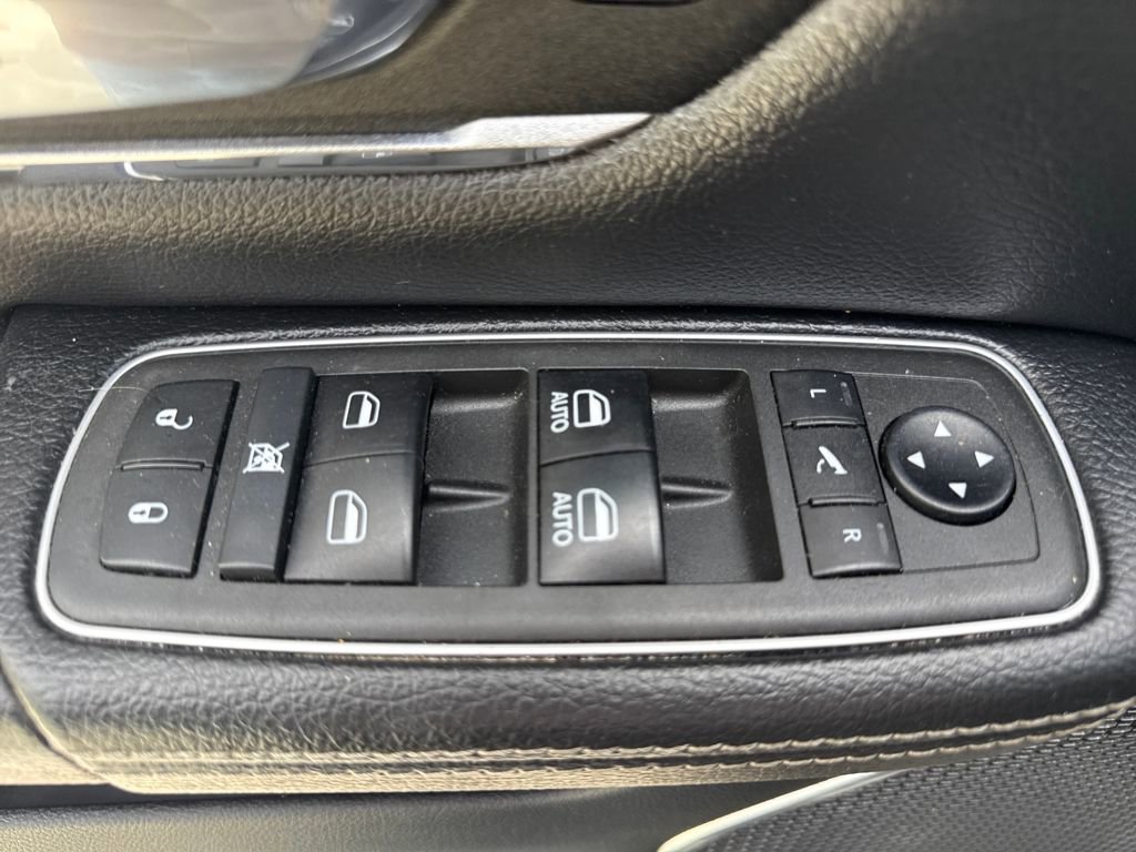 Used 2021 RAM 1500 Laramie w/ Sport Appearance Package image 15