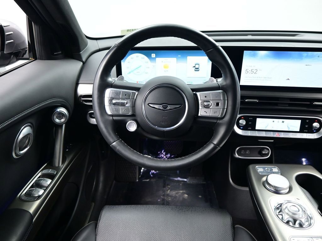 Used 2025 Genesis GV60 Advanced image 29