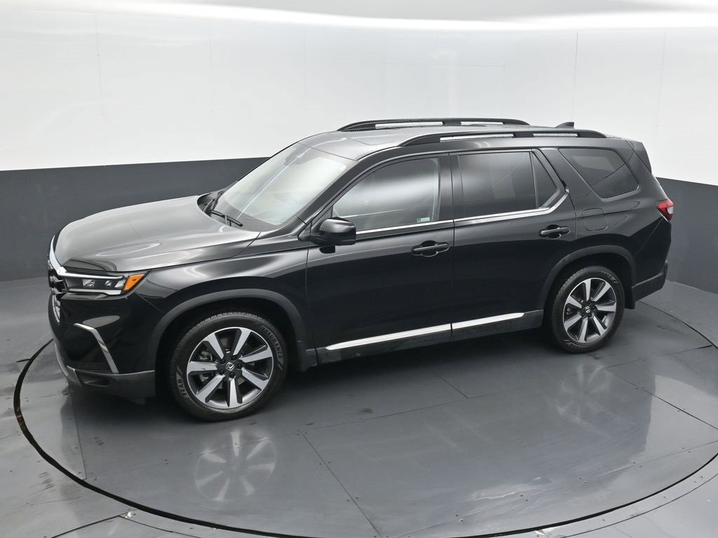 Used 2023 Honda Pilot Elite image 12