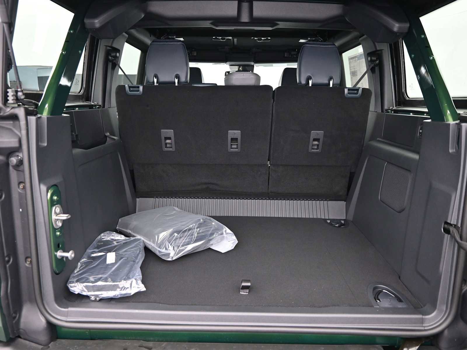 New 2024 Ford Bronco Outer Banks image 17