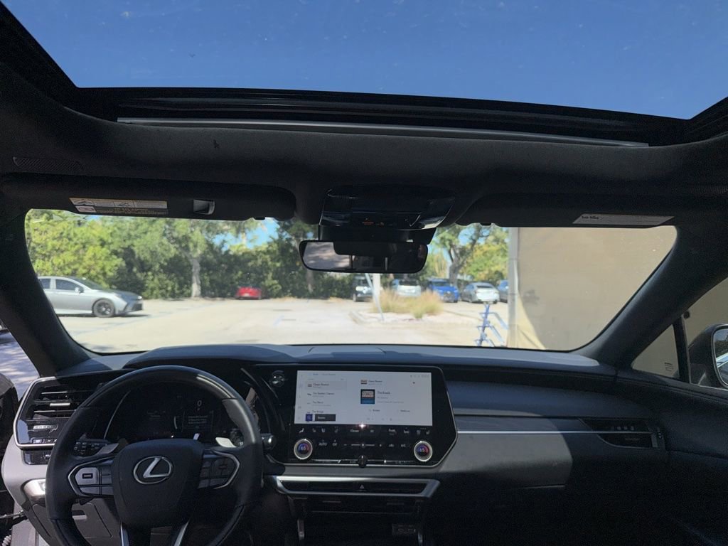 Used 2025 Lexus RX 350 Premium FWD image 22