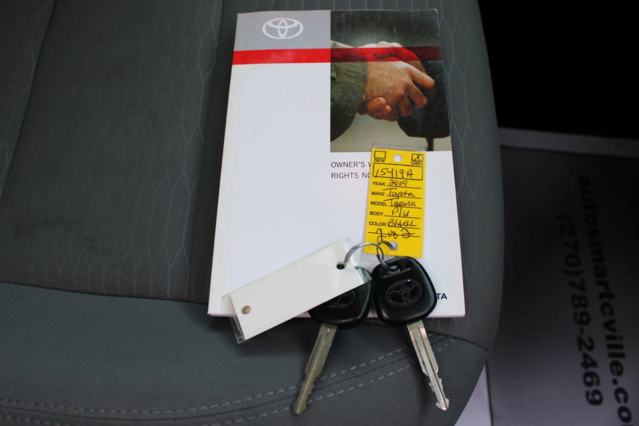 Used 2019 Toyota Tacoma SR image 42