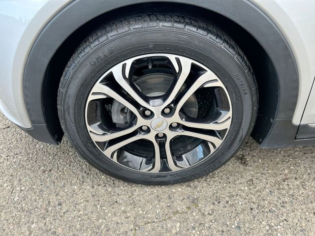 Used 2017 Chevrolet Bolt Premier image 30