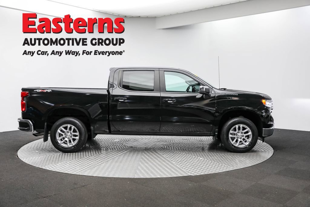 Used 2022 Chevrolet Silverado 1500 LT image 4
