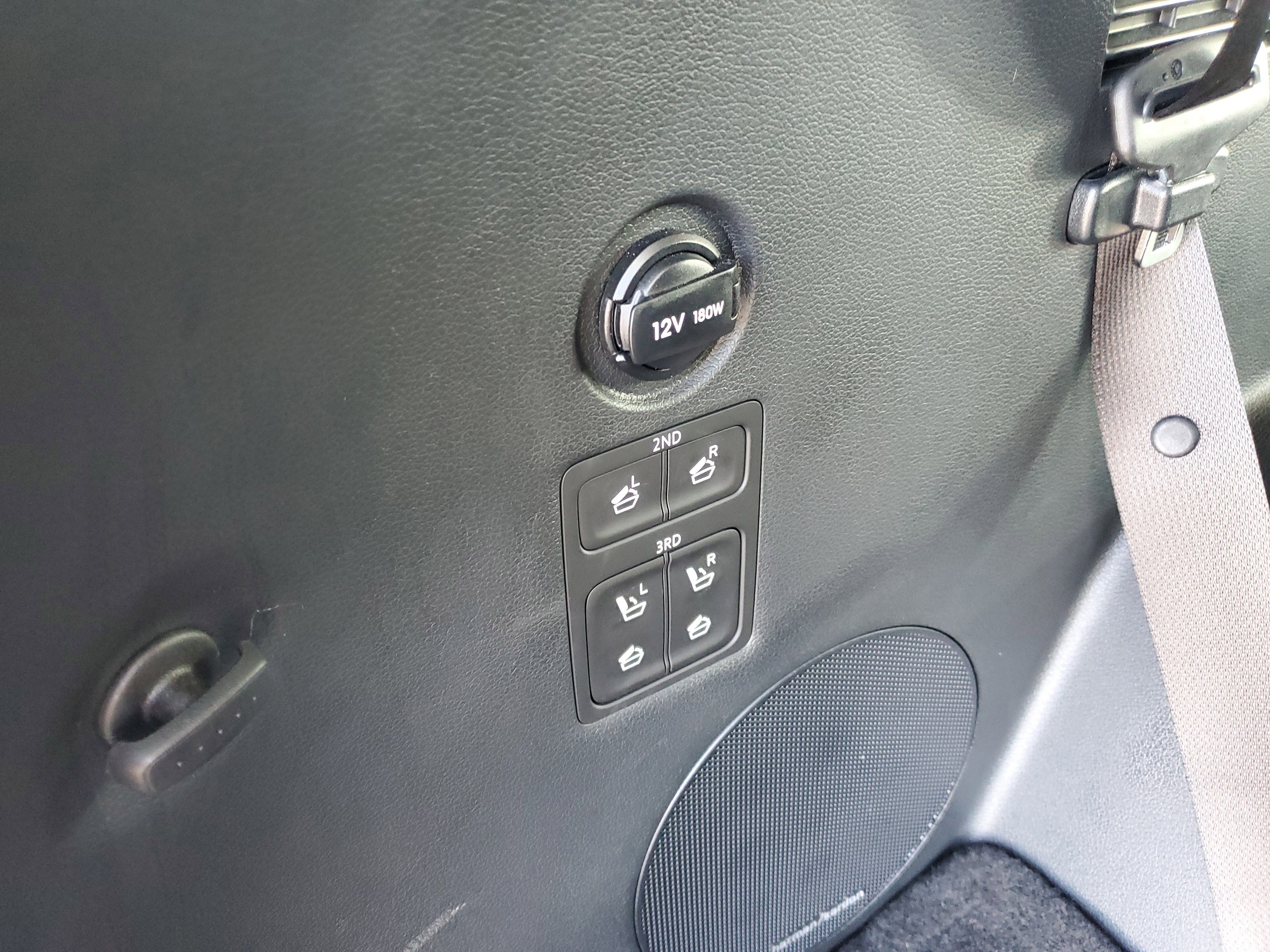 Used 2022 Hyundai Palisade Limited w/ Cargo Package image 11