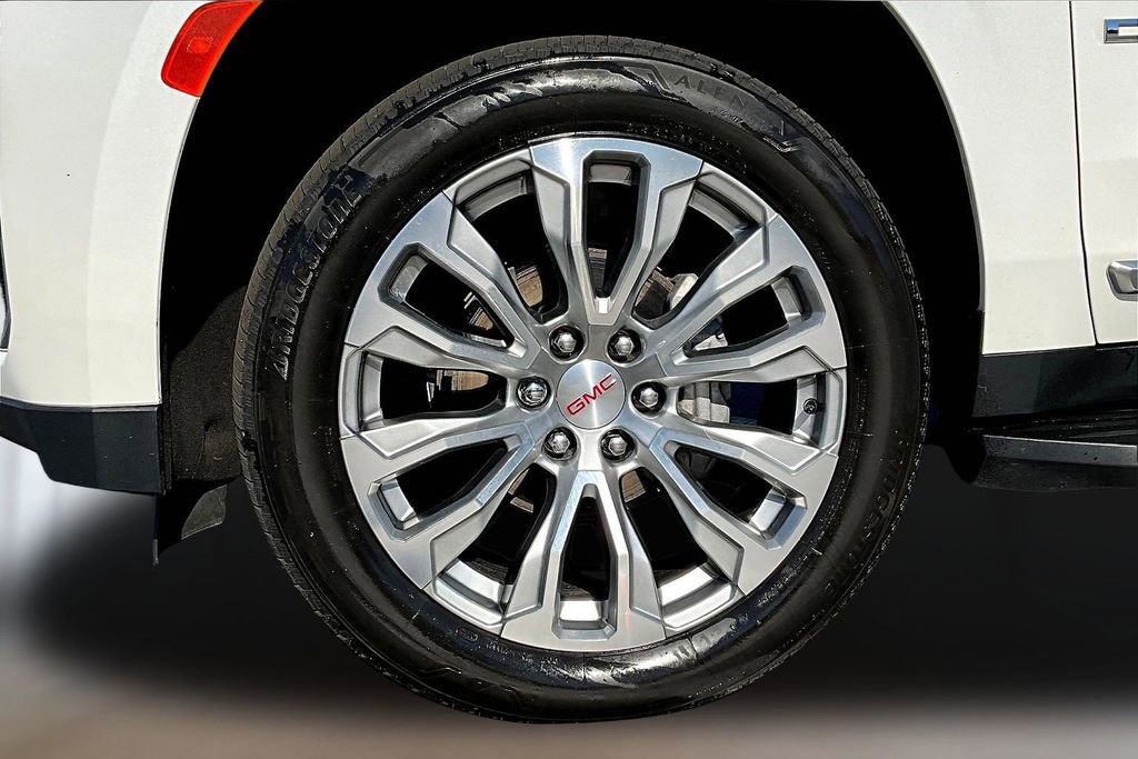 Used 2024 GMC Yukon Denali AWD/4WD image 31