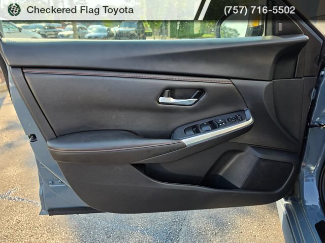 Used 2024 Nissan Sentra SR FWD image 15