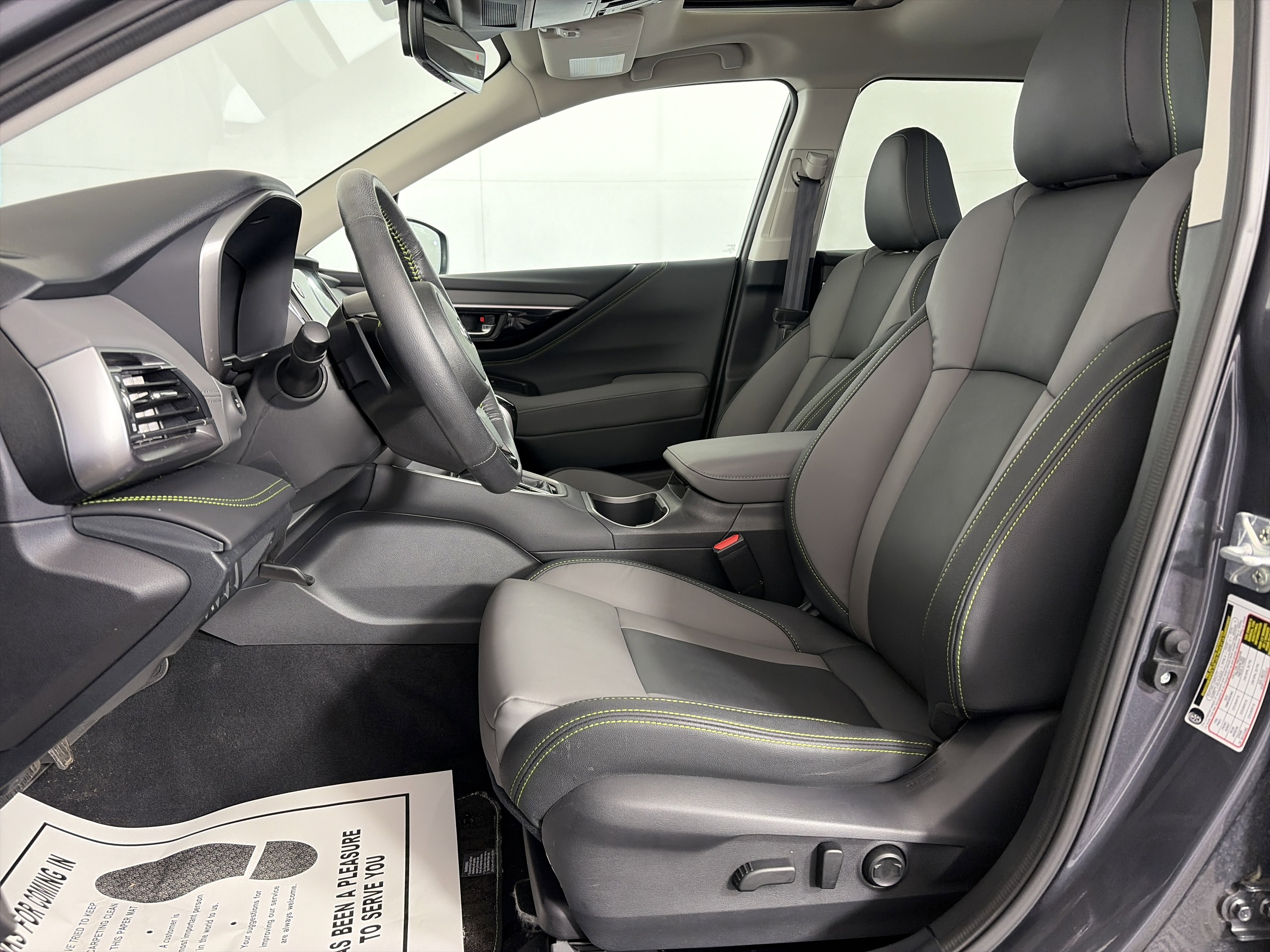 Used 2024 Subaru Outback Onyx Edition XT AWD/4WD image 6