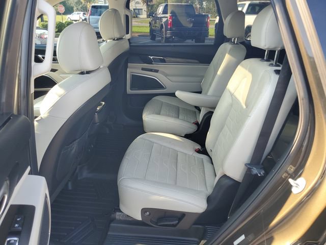 Used 2020 Kia Telluride SX w/ SX Prestige Package AWD/4WD image 9